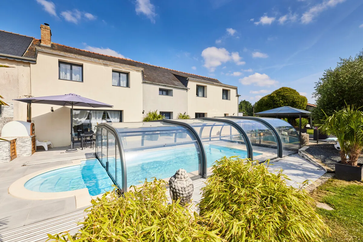 L’abri mi-haut à Cournon-d’Auvergne