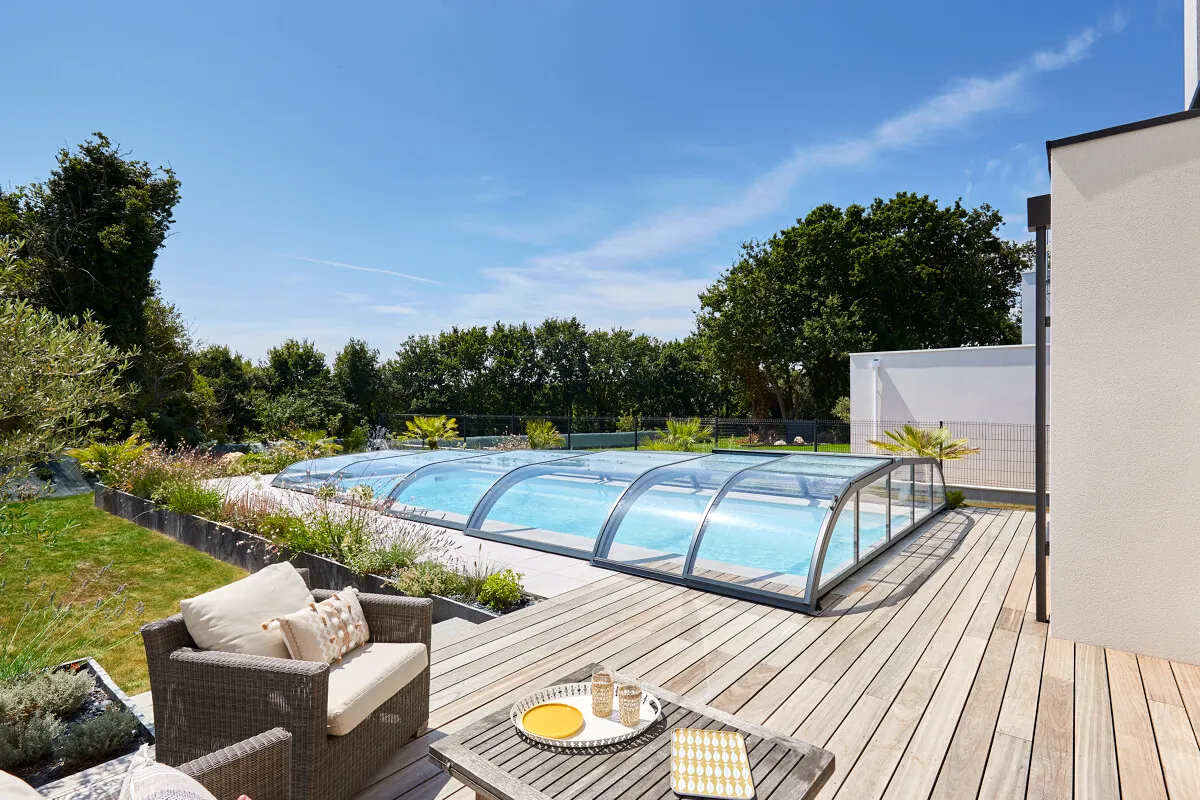 abris piscine bas gustave rideau puy de dome